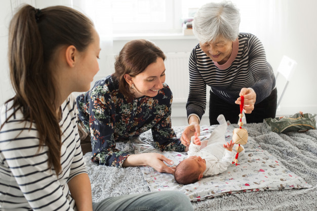 L’intromissione dei parenti nel post-gravidanza: un problema?